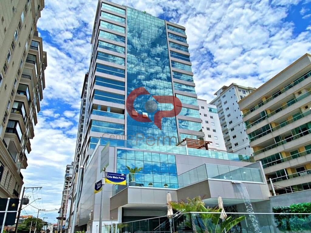 Apartamento em Itapema - Meia Praia