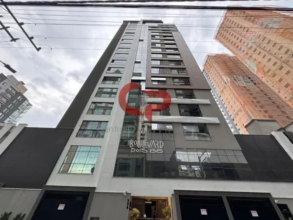 Apartamento em Itapema - Meia Praia
