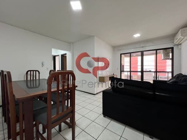 Apartamento em Itapema - Meia Praia
