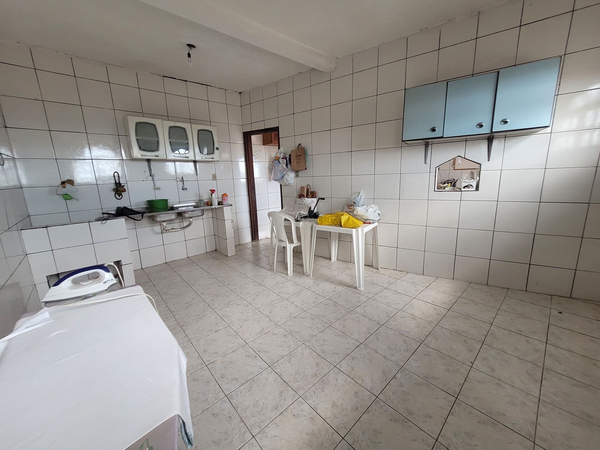Prédio/Edifício Inteiro em Salvador - Lobato