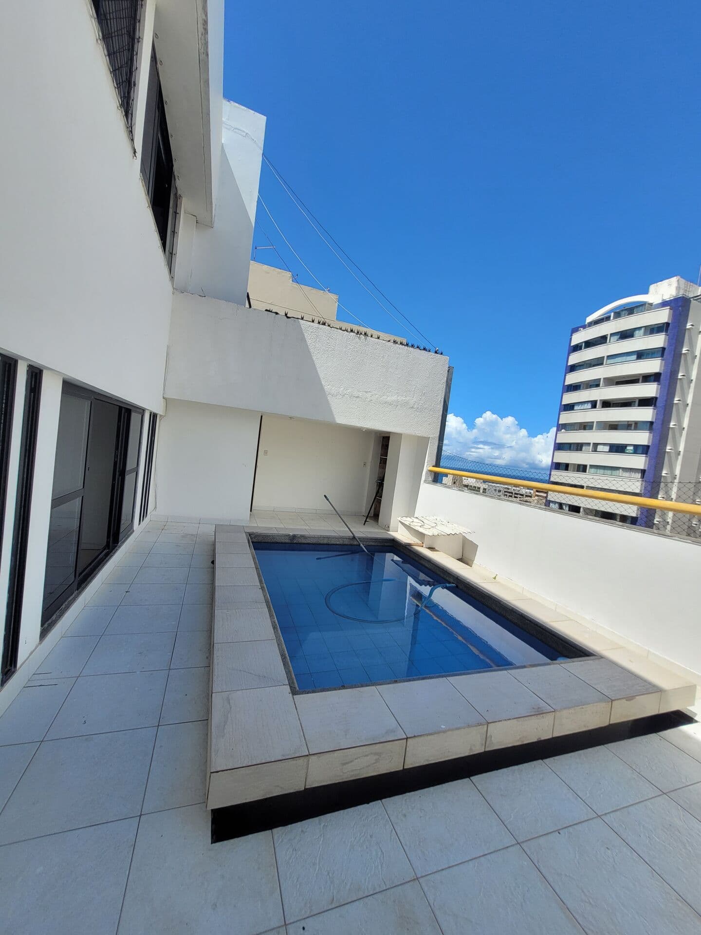 Apartamento em Salvador - Pituba