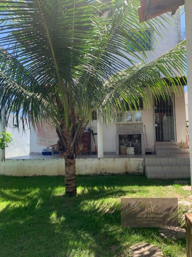 Casa Duplex para Venda em Arembepe Camaçari-BA