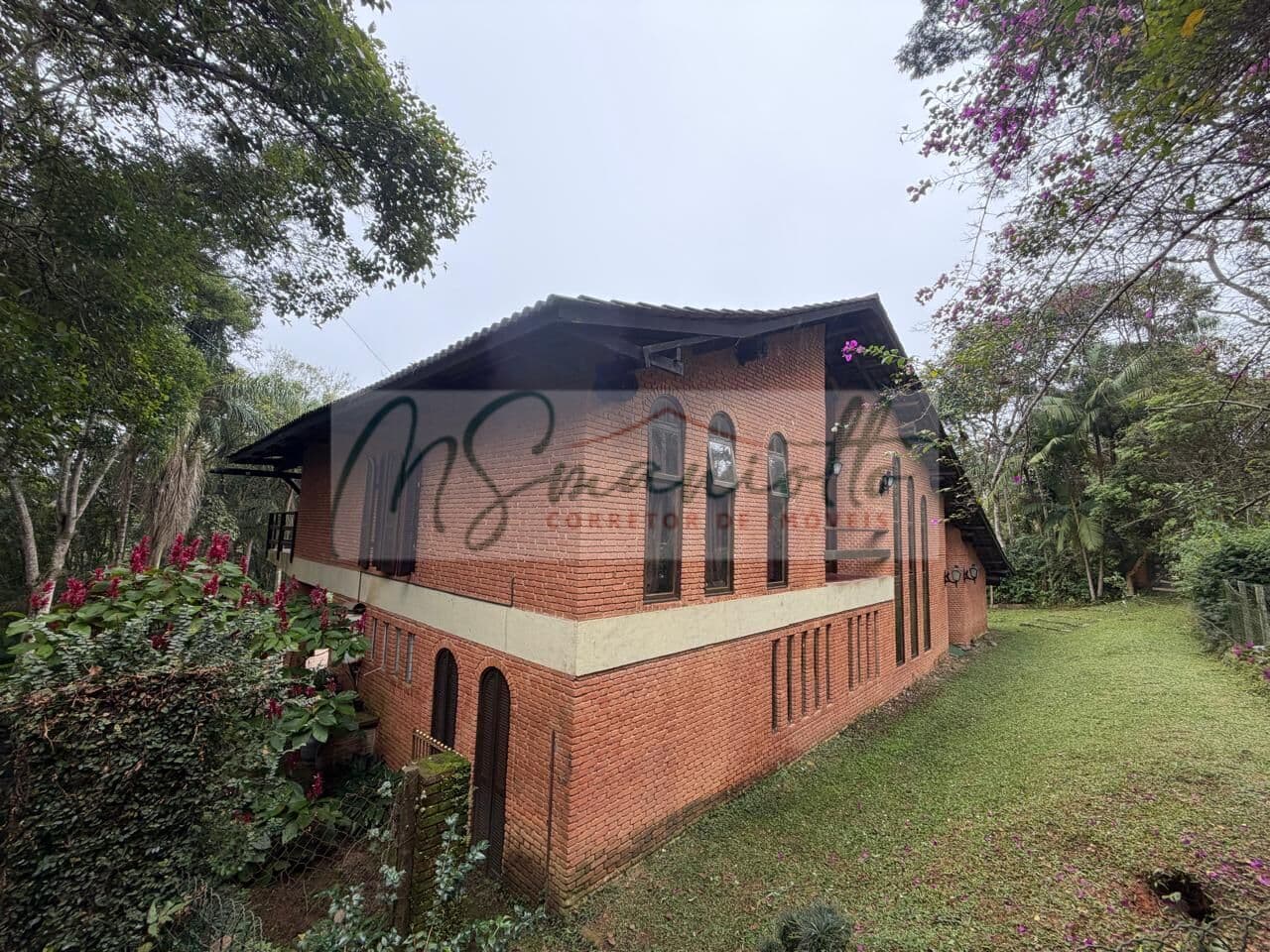Casa de Condomínio em Itapecerica da Serra - Jardim Petrópolis