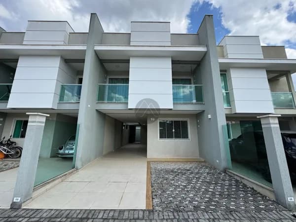 Sobrado padão a venda no Bom Jesus em São José dos Pinhais