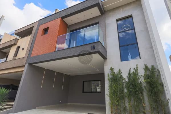 Sobrado em Condomínio a venda condominio Foggiatto em São José dos Pinhais.