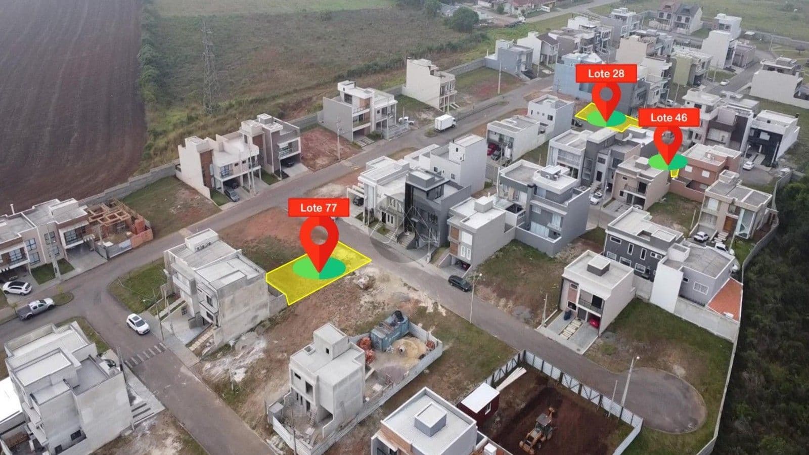 Terreno em Condomínio a venda no Costeira em São José dos Pinhais.