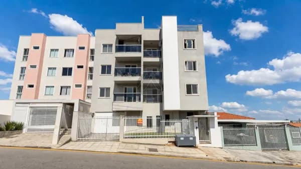 Apartamento Reformado e Semimobiliado no Boneca do Iguacu