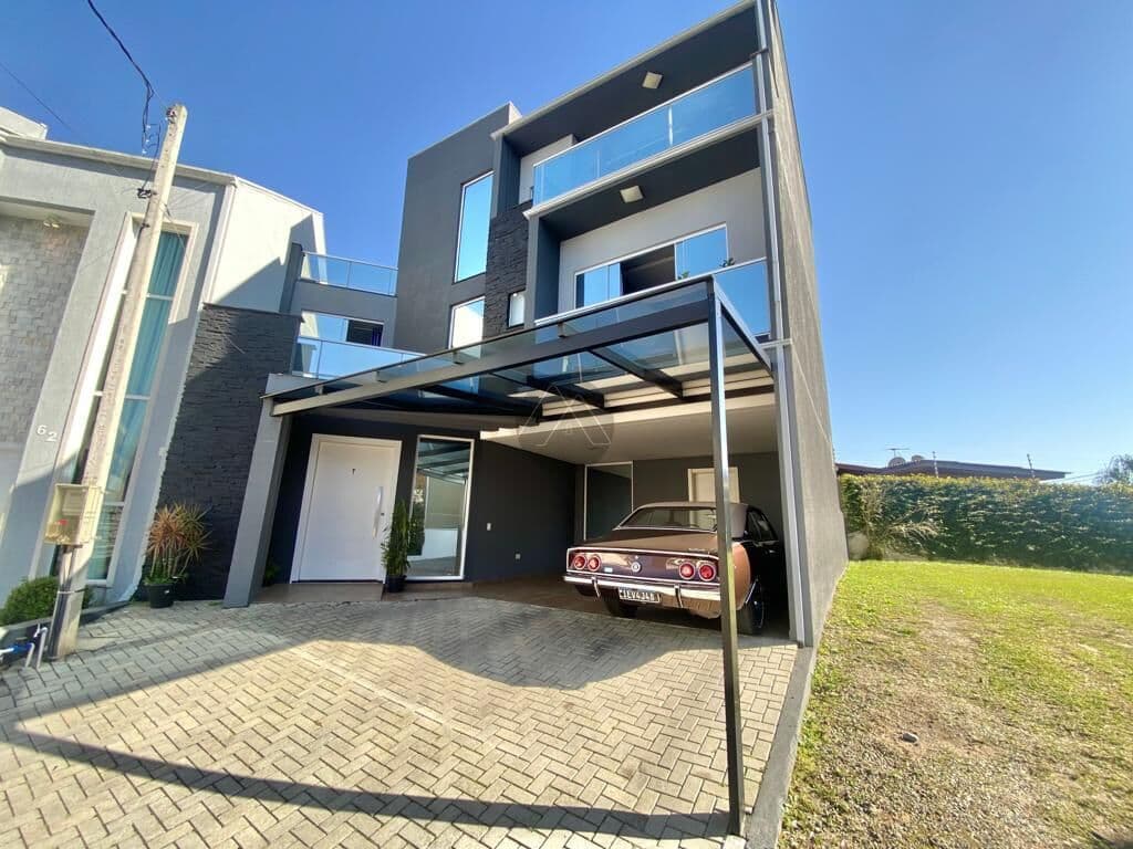 Triplex mobiliado no condomínio fechado Green Gold