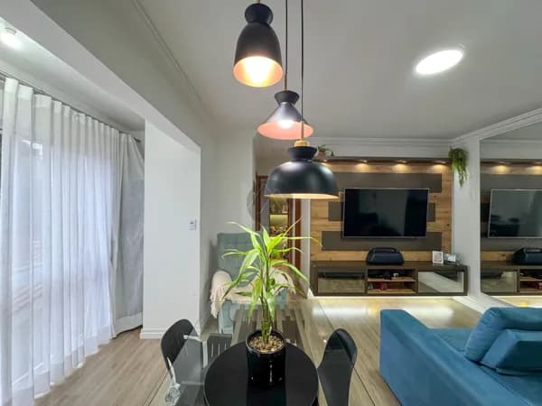 Apartamento em São José dos Pinhais, Itália