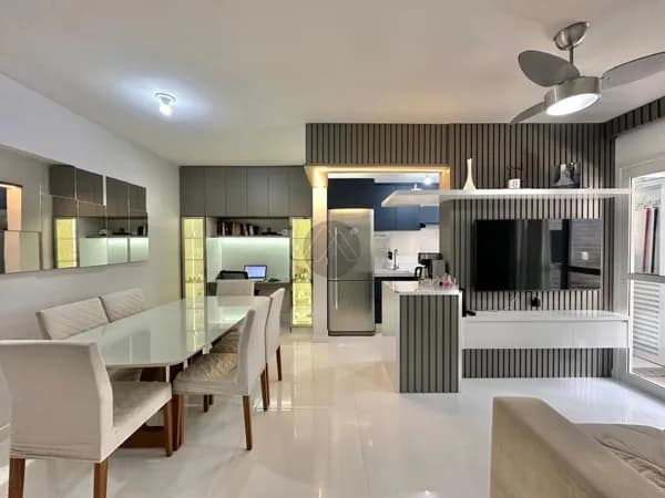 Apartamento semimobiliado localizado no bairro Pedro Moro