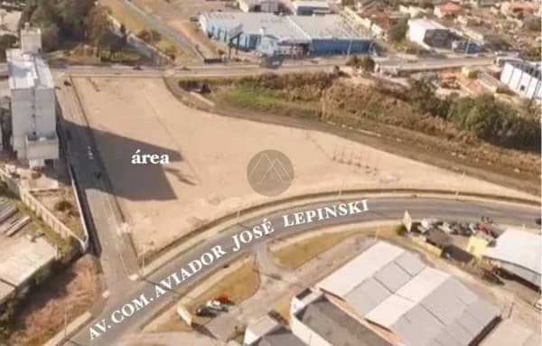Área com 03 frentes localizada a poucos metros do aeroporto Internacional Afonso Pena