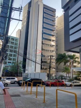 Sala/Conjunto em Florianópolis - Centro