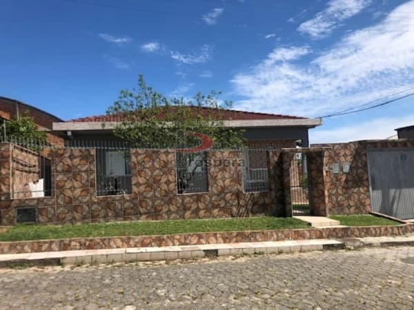 Casa à venda em Criciúma/SC