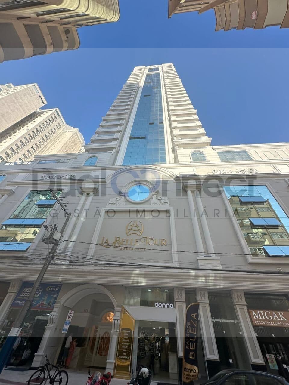 Apartamento mobiliado Alto Padrão para aluguel anual - Edifício La Belle Residence