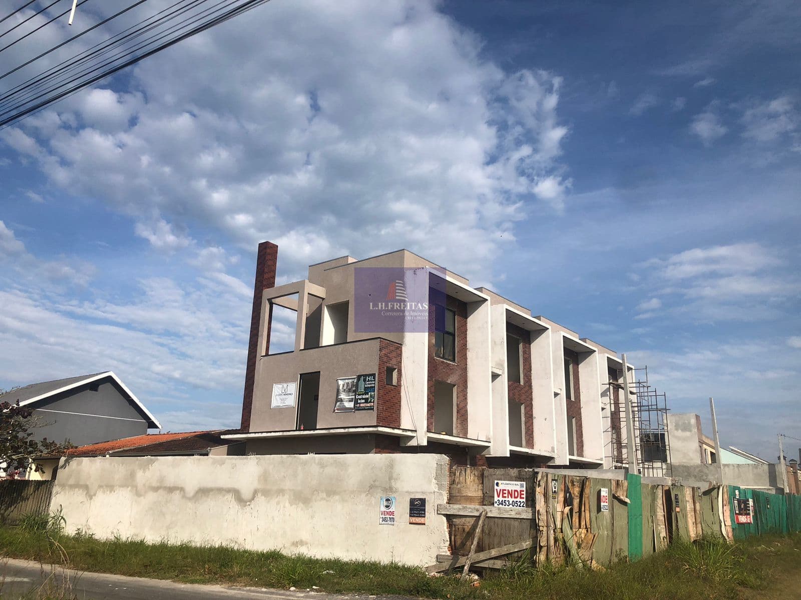 Lançamento! Triplex à venda no Balneário Betaras em Matinhos!