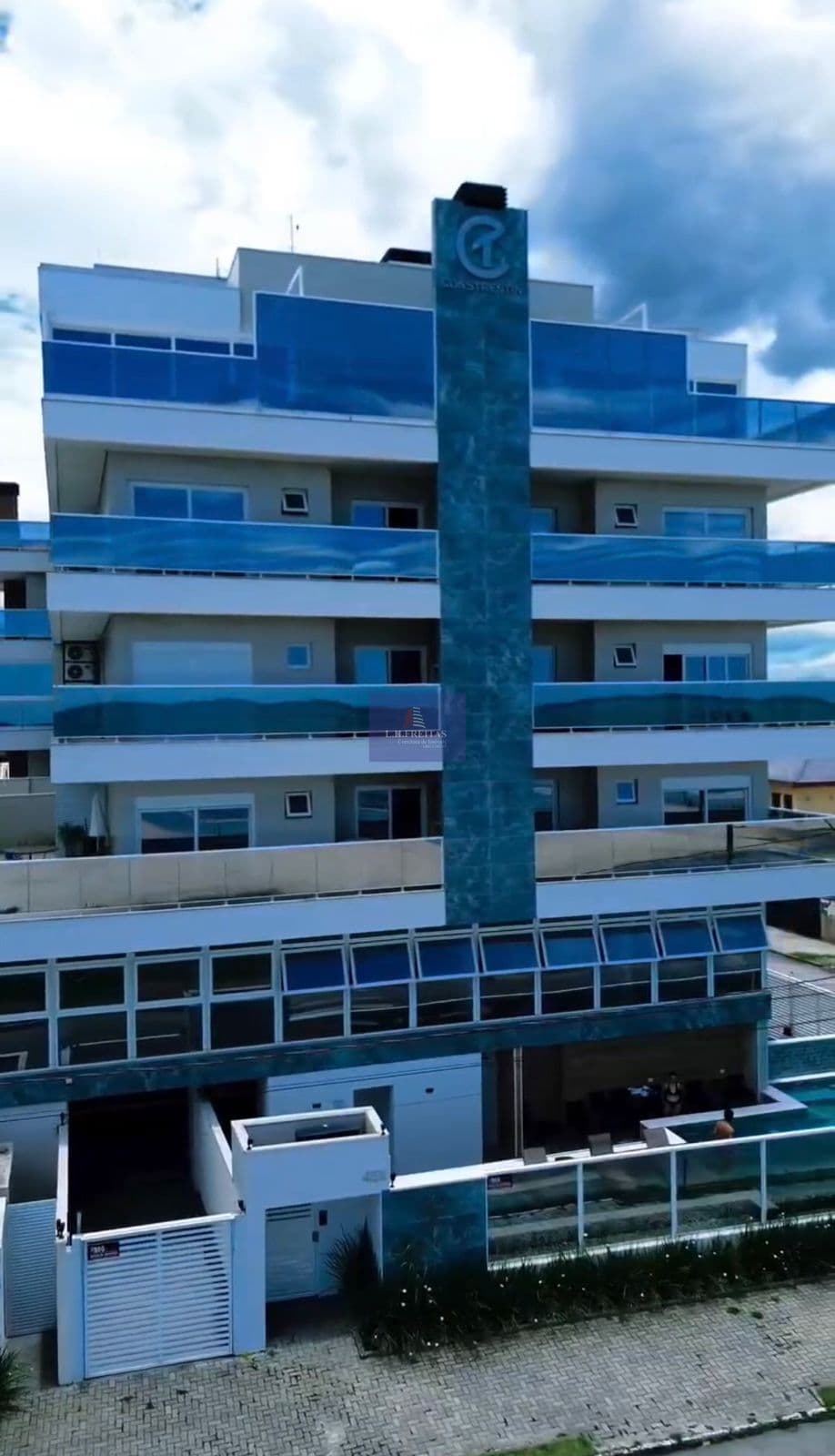 Apartamento Garden na Avenida Beira mar em Matinhos Balneário Florida!