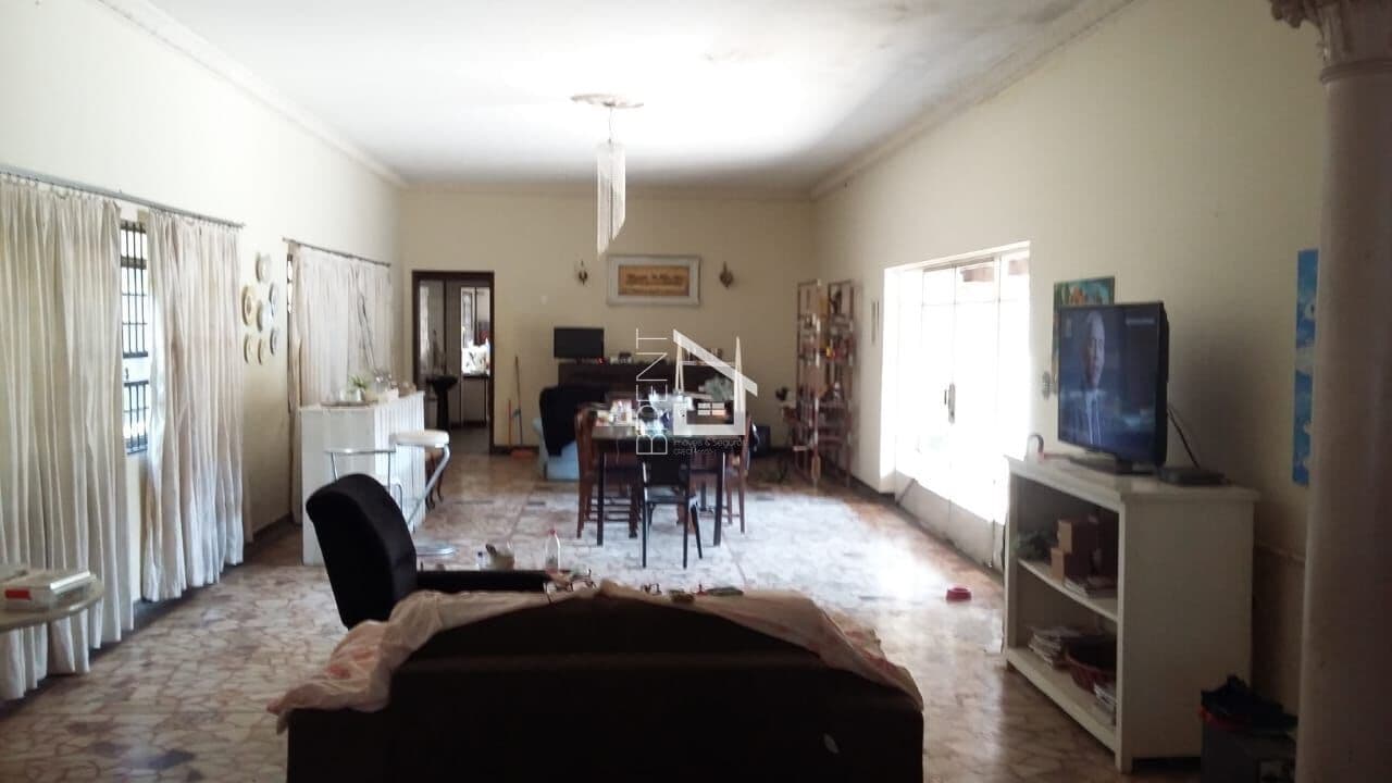 Casa em Itapira - Centro