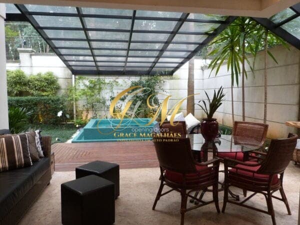 Casa em Condomínio à venda 5 Quartos, 9 Vagas, 5 suítes, 700M², Jardim Luzitânia, São Paulo - SP