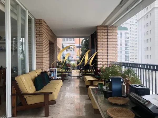 Apartamento Alto Padrão em Moema, São Paulo/SP