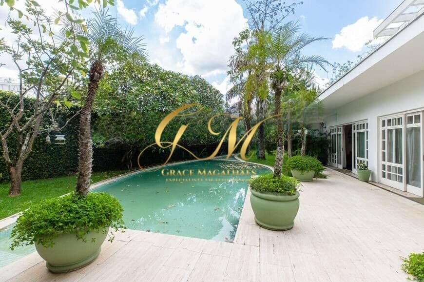 Casa em Condomínio à venda 7 Quartos, 2 Vagas, 1137M², Jardim Luzitânia, São Paulo - SP