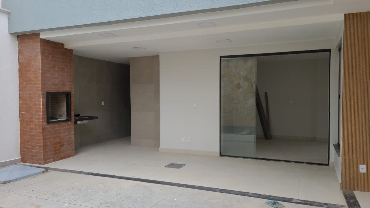 MANDARA FAROL VELHO: Casas com suíte e varanda a 5 min da praia
