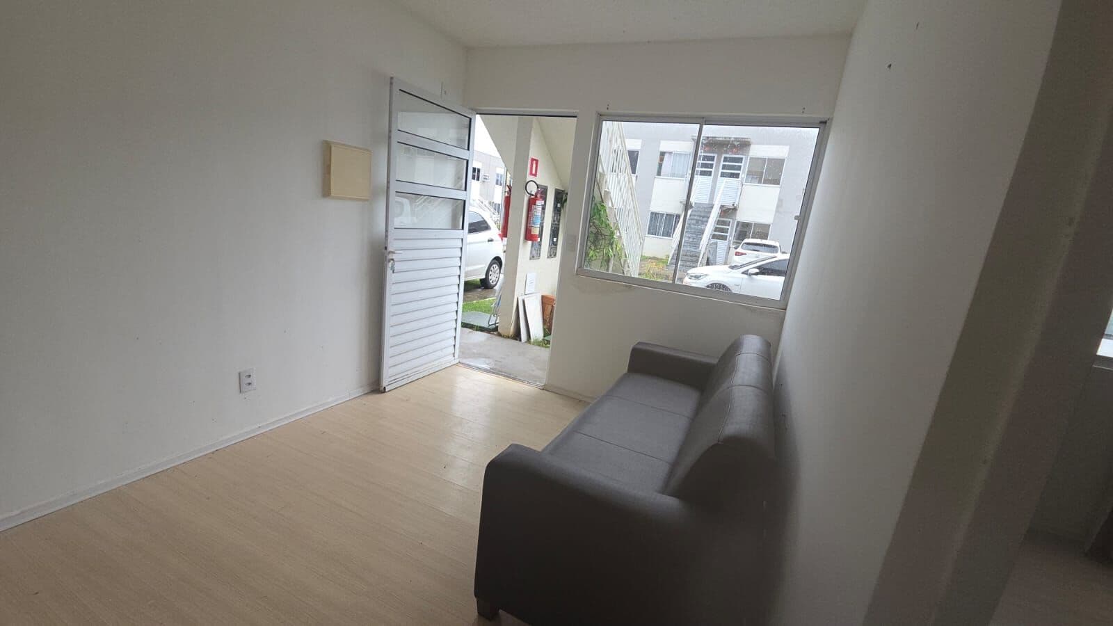 Repasse de apartamento em Ananindeua com quintal – 2 quartos, pronto pra morar e financiamento Caixa