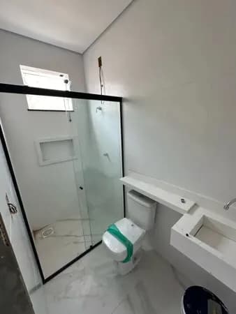 Conforto e Espaço: Casa com 3 Suítes e Garden Privativo