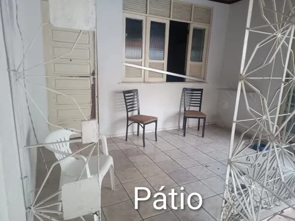 Casa de Esquina à Venda no Tucuruvi com Suíte e Anexo Comercial