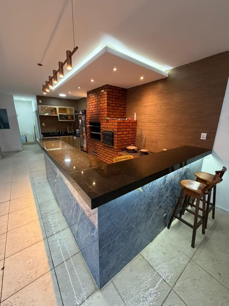 Casa em Condomínio Cidade Jardim II com 680m² e Área Completa