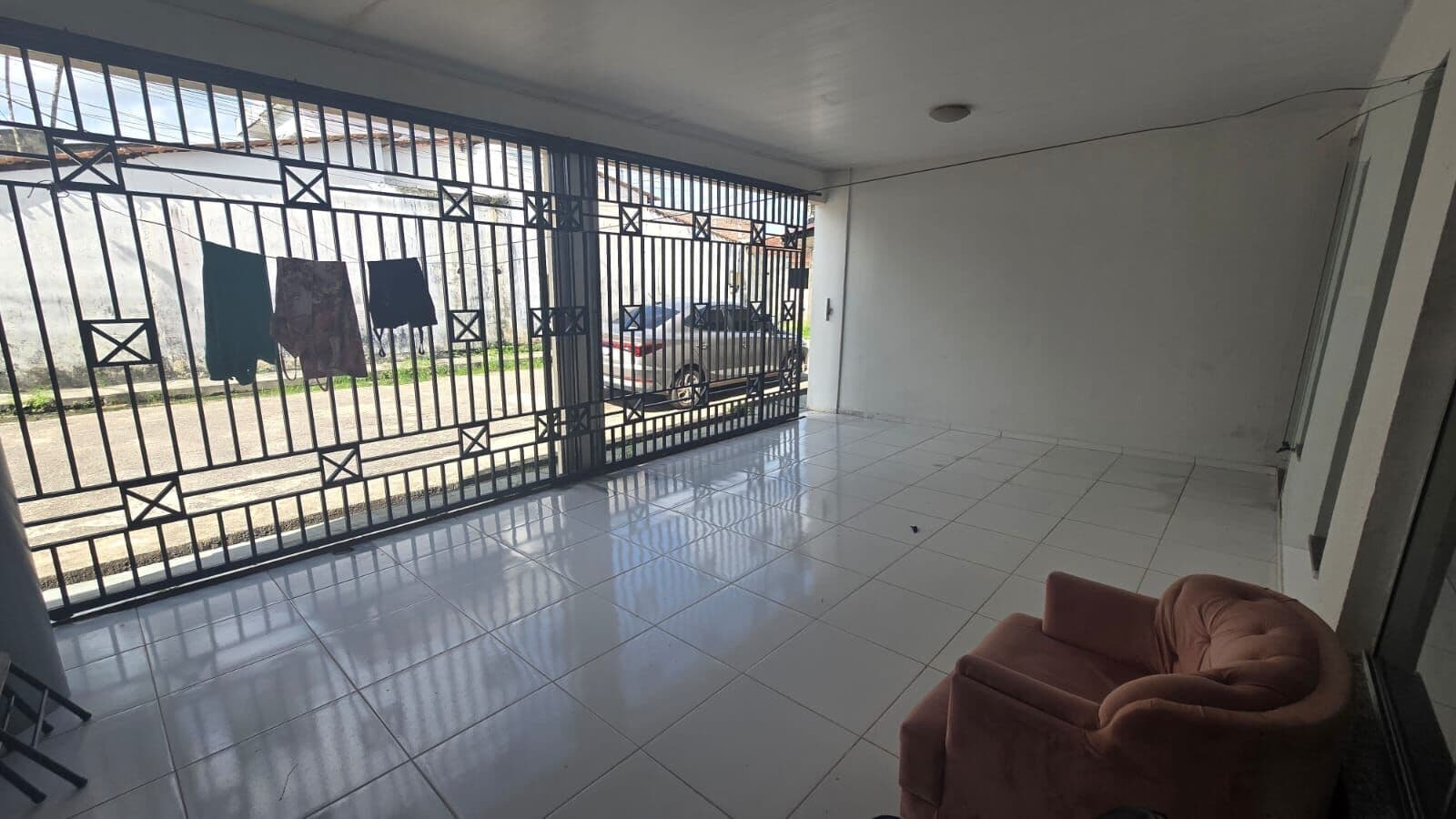 Casa em Condomínio Fechado à Venda em Belém – Campo Verde por R$ 350 Mil