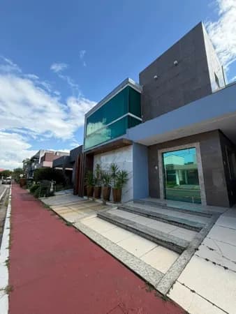 Alto Padrão no Cidade Jardim II: Casa com 4 Quartos e 2 Lotes