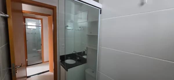 Alto padrão na Av. Tavares Bastos — visite hoje e surpreenda-se