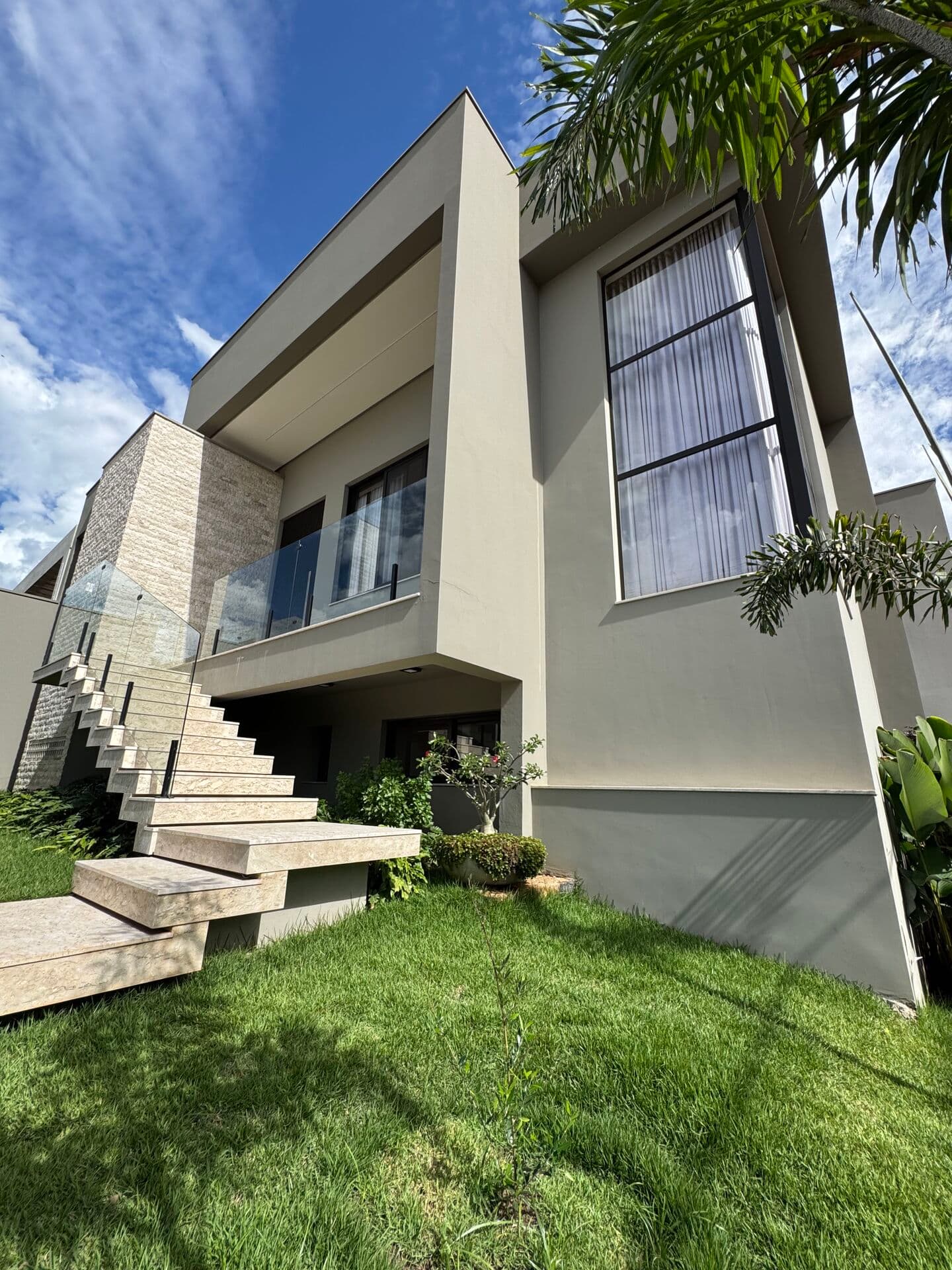 Casa em Patos de Minas - Caiçaras