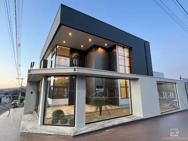 Casa em Patos de Minas - Chácaras Caiçaras