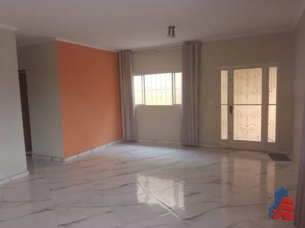 Casa Assobradada à Venda | 200 m² | Jardim Santa Terezinha | São Paulo | SP