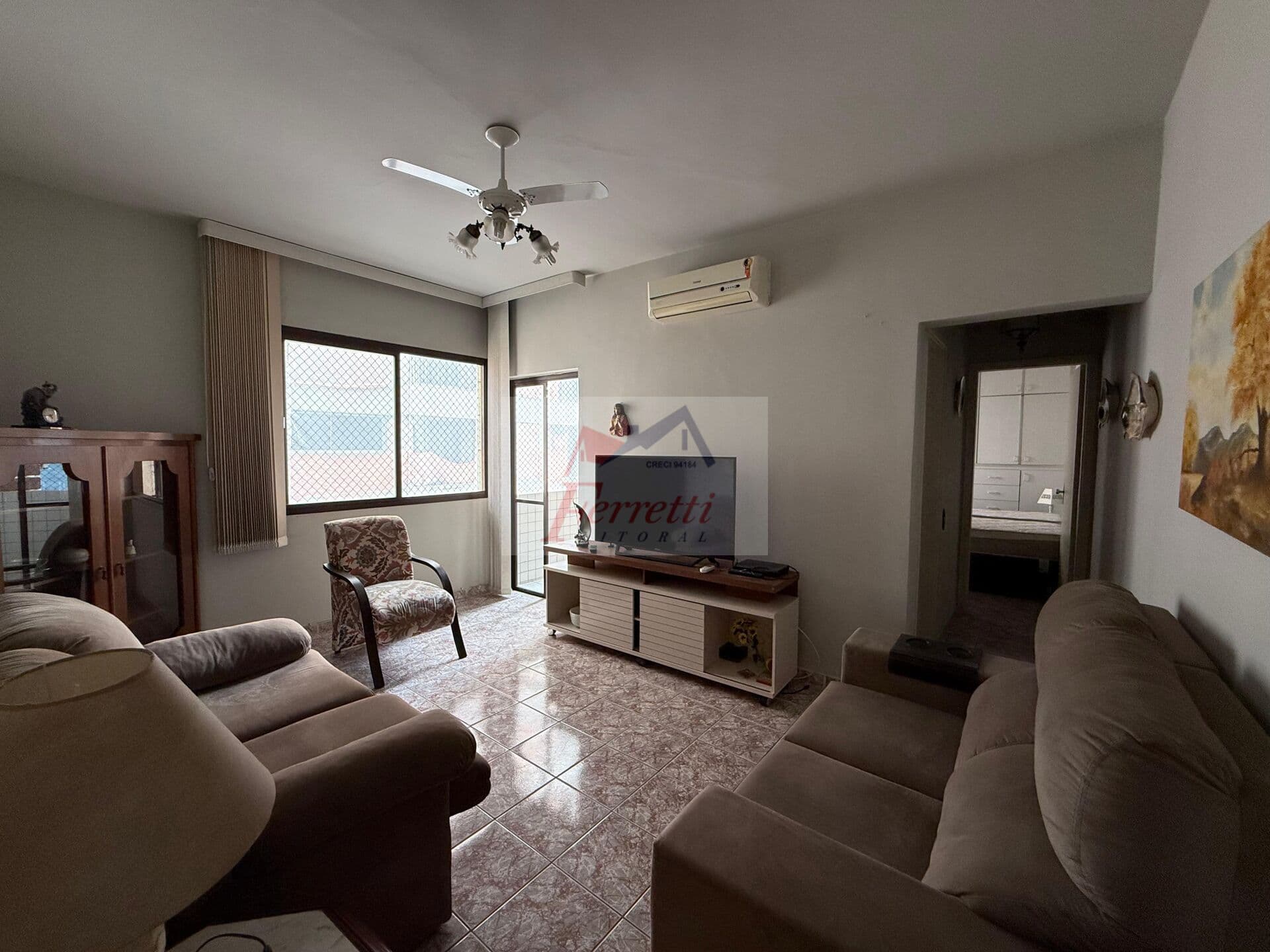 Apartamento com 1 doritório em frente a praia Gonzaga, Santos/SP