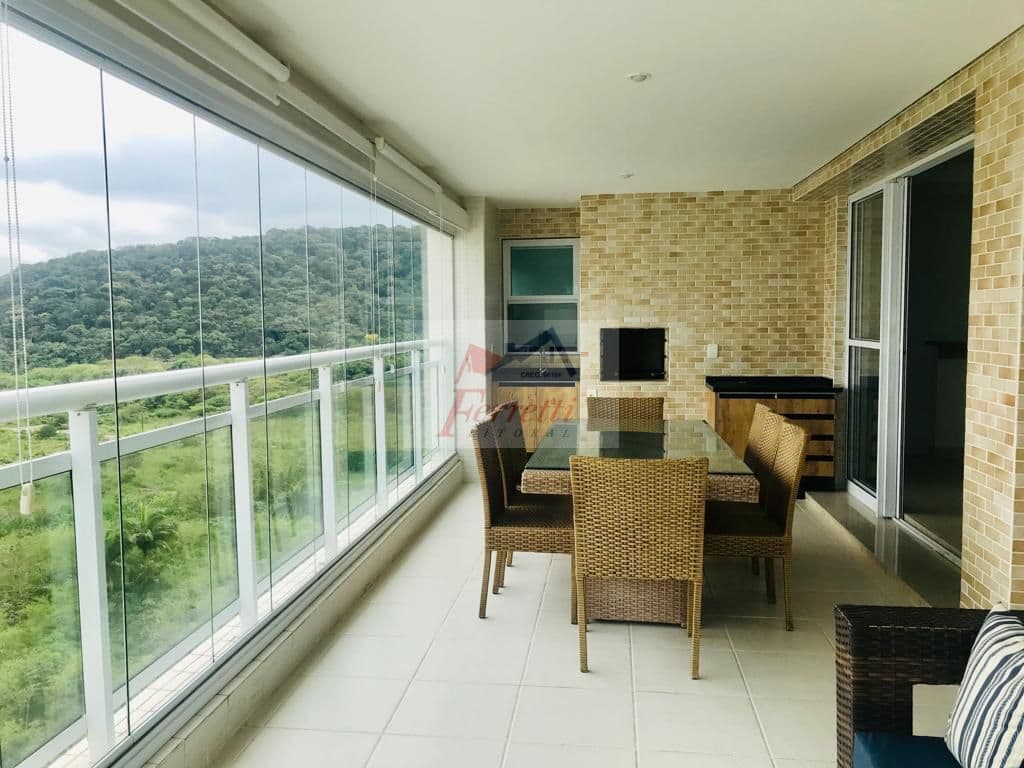 Apartamento com 3 suítes com vista mar à venda porteira fechada