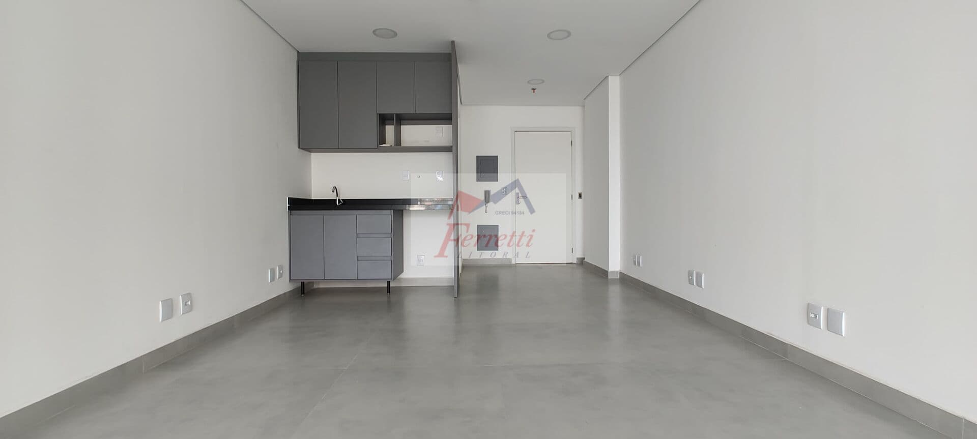 Sala comercial pronta para trabalhar em Valongo, Santos/SP