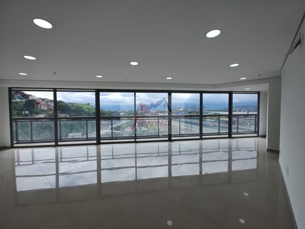 Sala comercial com 71,79m² pronta para trabalhar