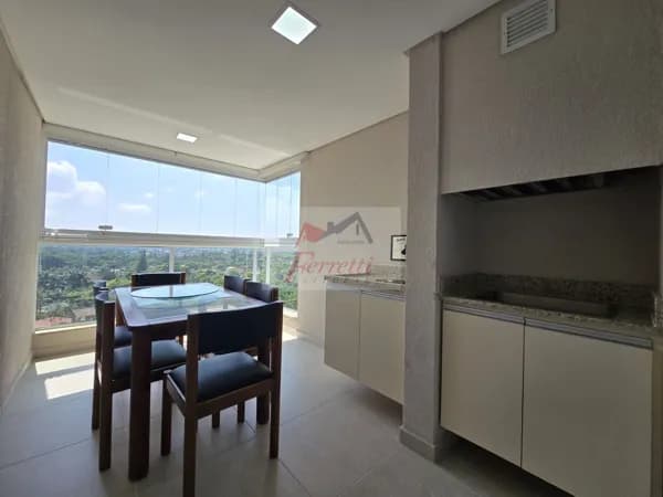 Apartamento com 2 dormitórios mobiliado e climatizado com vista mar