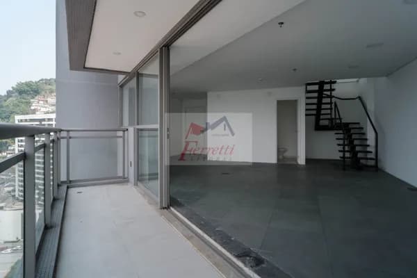 Sala comercial Duplex em Valongo, Santos/SP