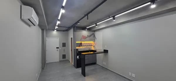 Sala comercial com 42,14 m² pronta para trabalhar