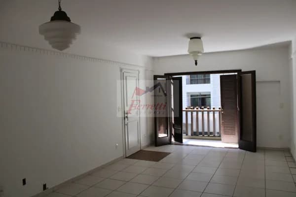Apartamento Padrão com 4 dormitórios sendo 1 suíte
