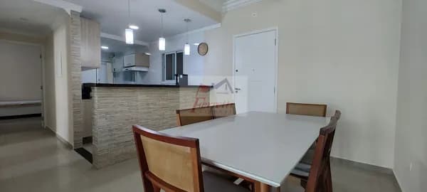 Apartamento com 2 suítes a poucos metros da praia da enseada , Guarujá/SP