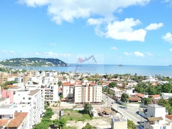 Apartamento com vista panorâmica para à praia da Enseada