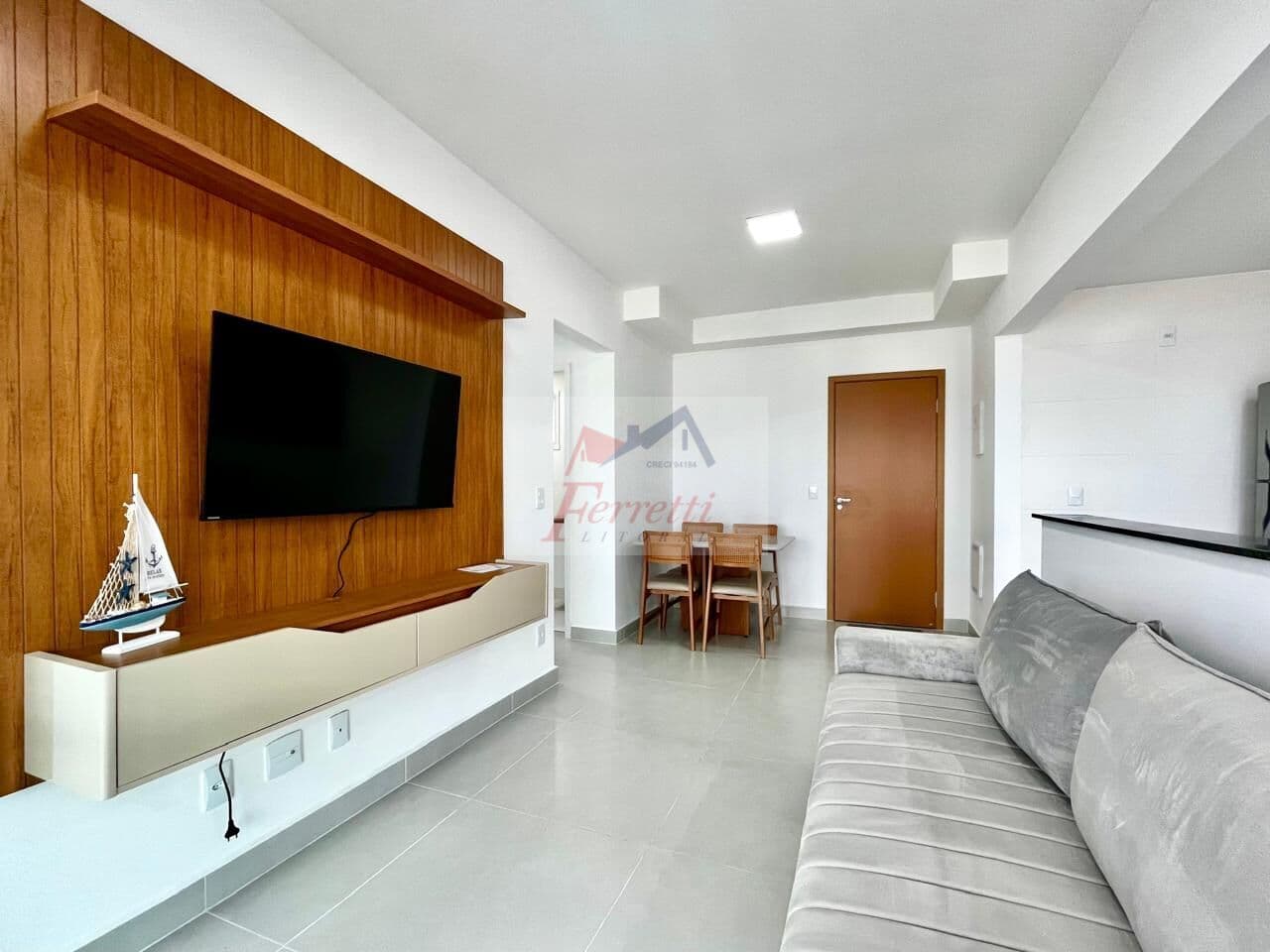 Apartamento com 2 dormitórios pronto a 50 metros da praia dos Astúrias, Guarujá/SP