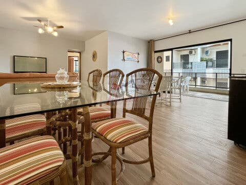 Apartamento com 4 quartos próximo da praia em Loteamento João Batista Julião, Guarujá/SP