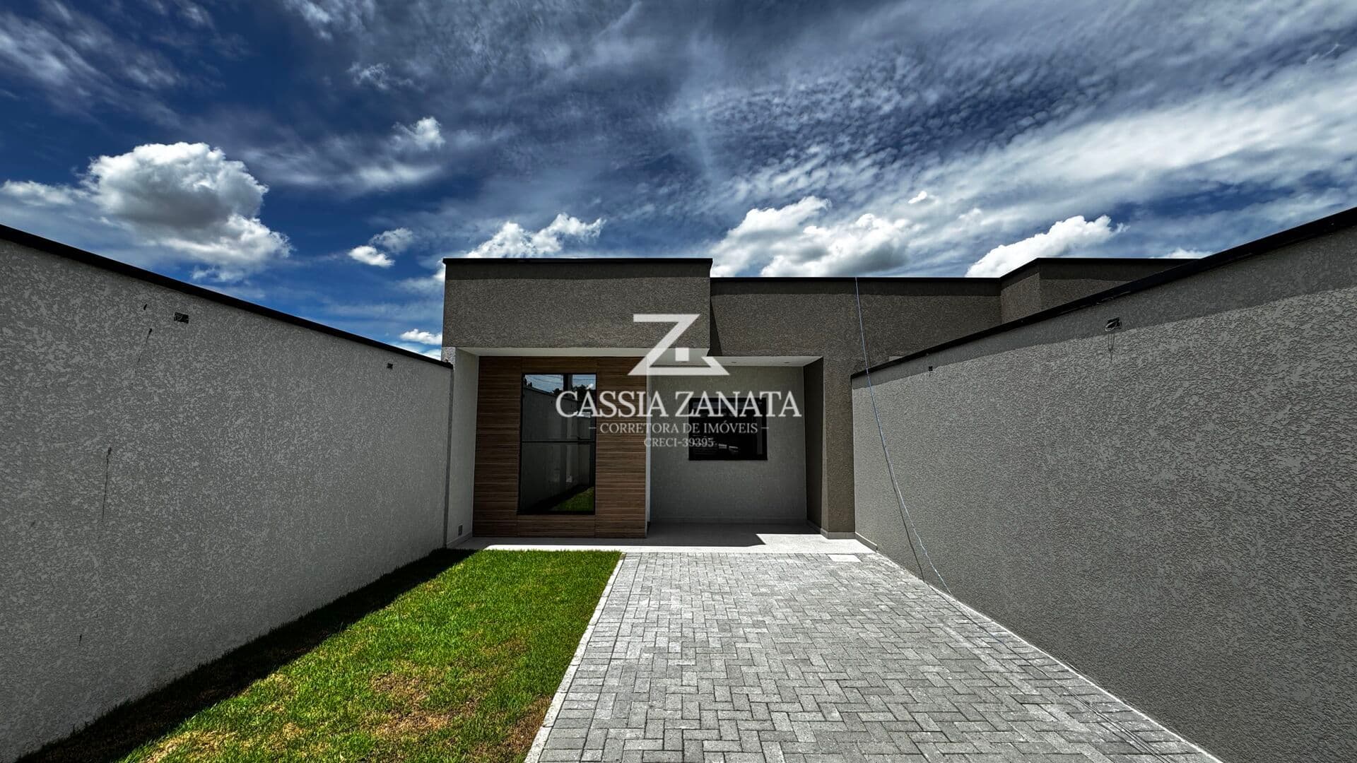 Casa Térrea 3 quartos - Quintal - São José dos Pinhais