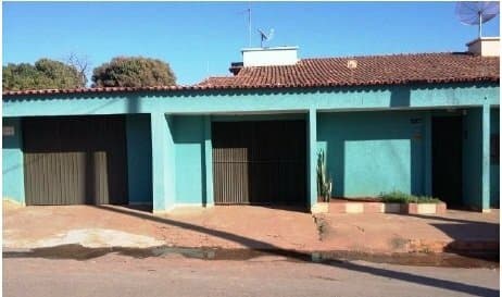 Casa Alvenaria para Venda e Aluguel em Formosinha Formosa-GO