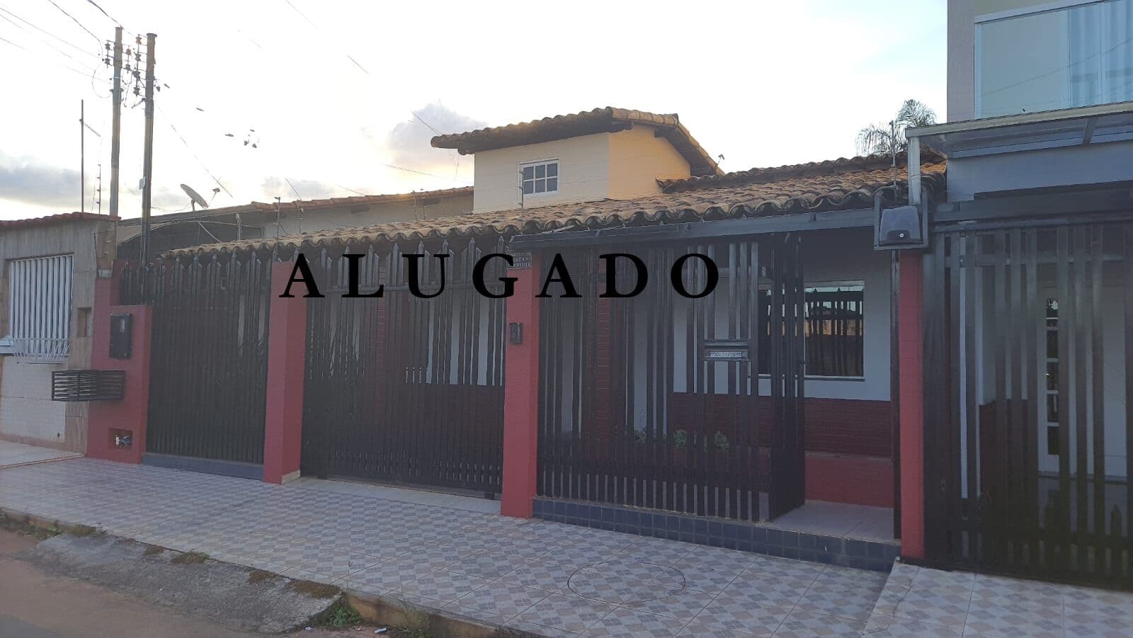 Casa Alvenaria para Aluguel em Setor Nordeste Formosa-GO